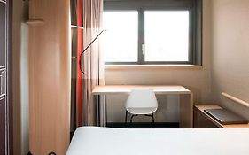 Ibis Valence Sud